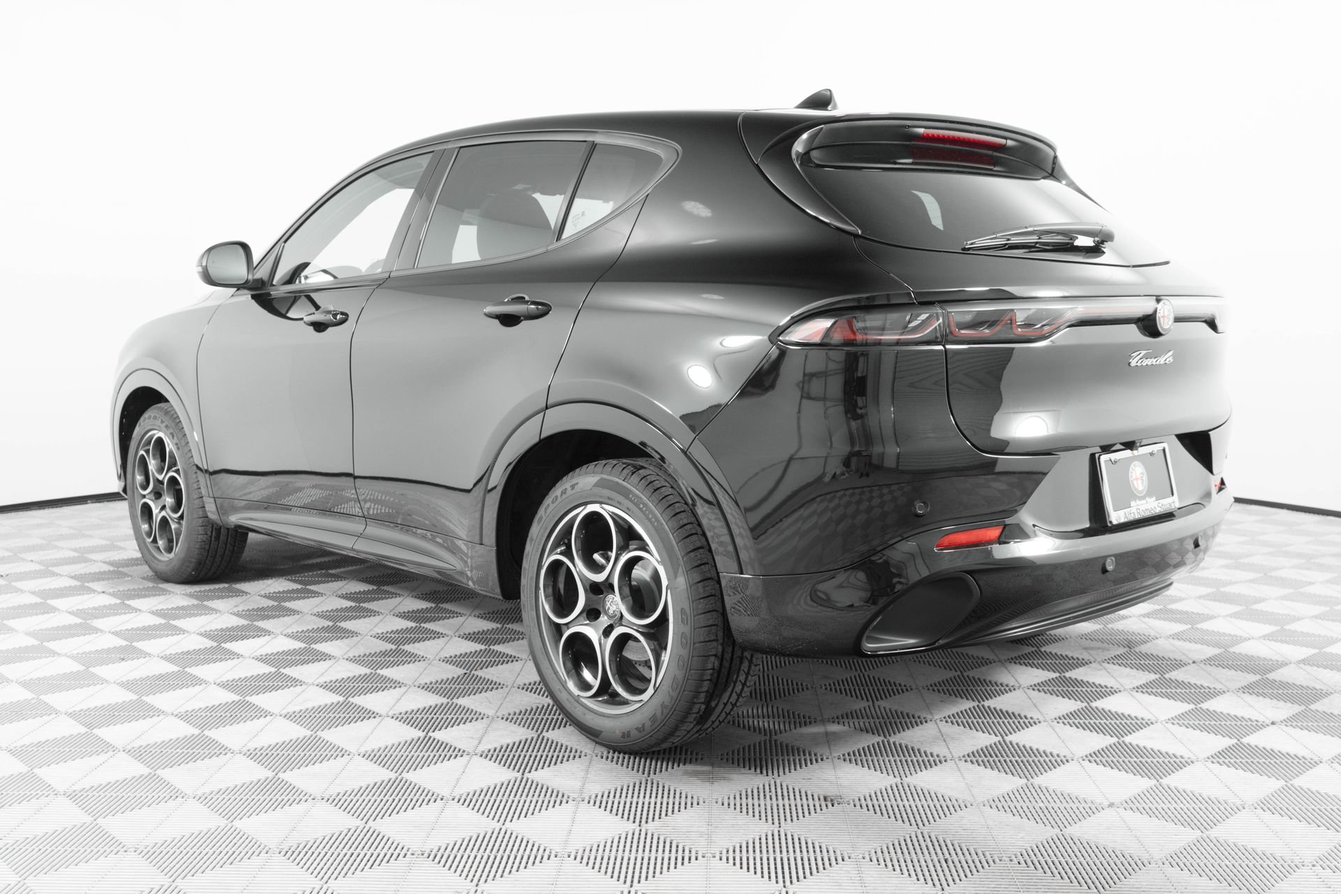 New 2025 Alfa Romeo Tonale image 6