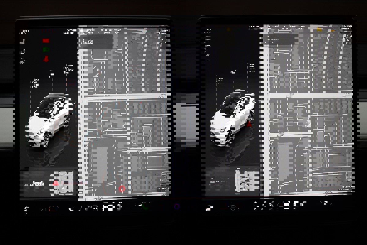 Used 2023 Tesla Model Y Long Range image 43