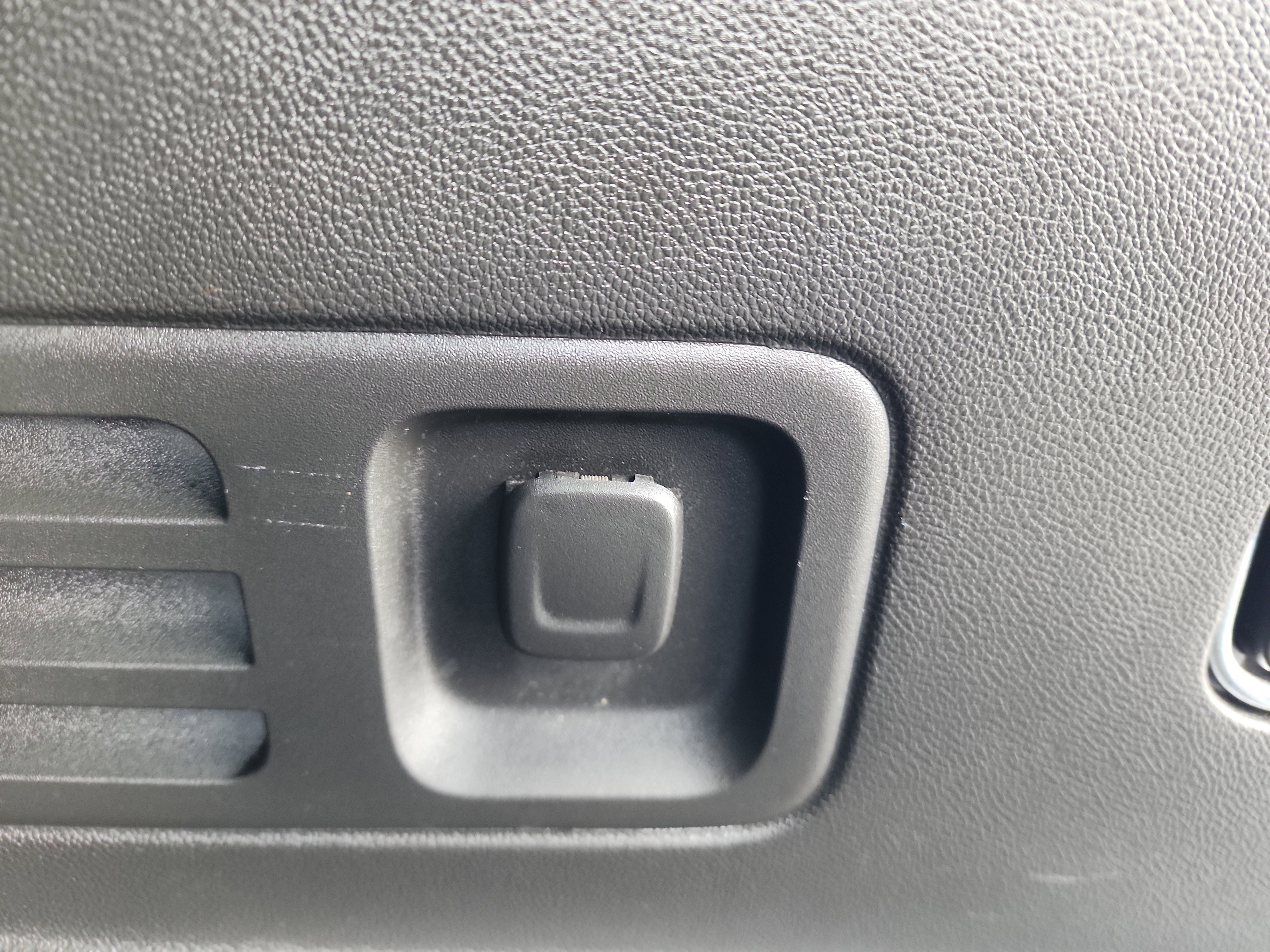 Certified 2023 Chevrolet Traverse LT AWD/4WD image 31