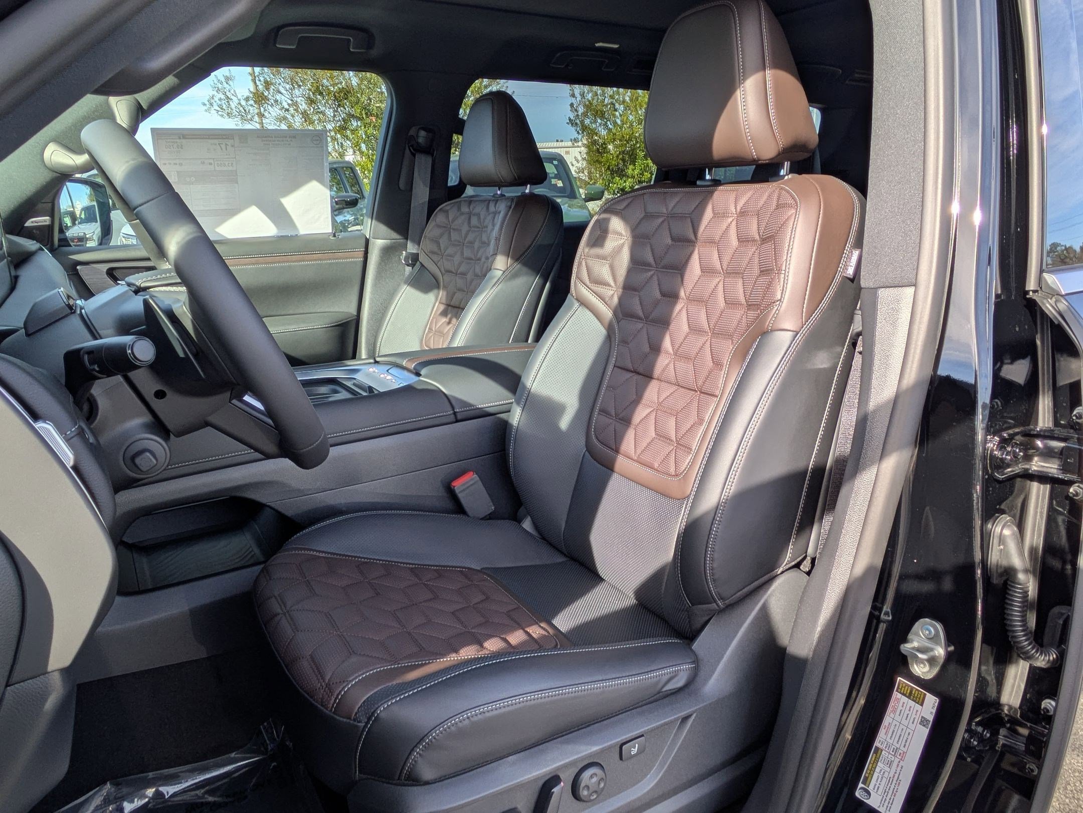 New 2026 Nissan Armada Platinum Reserve image 14