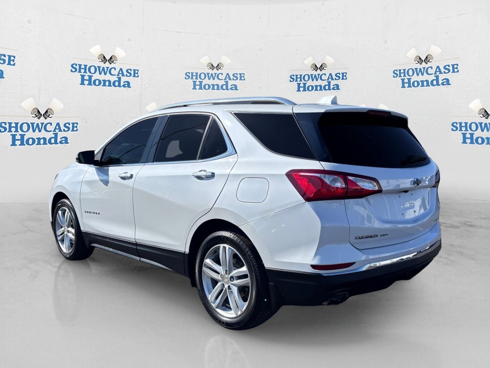 Used 2020 Chevrolet Equinox Premier FWD image 5