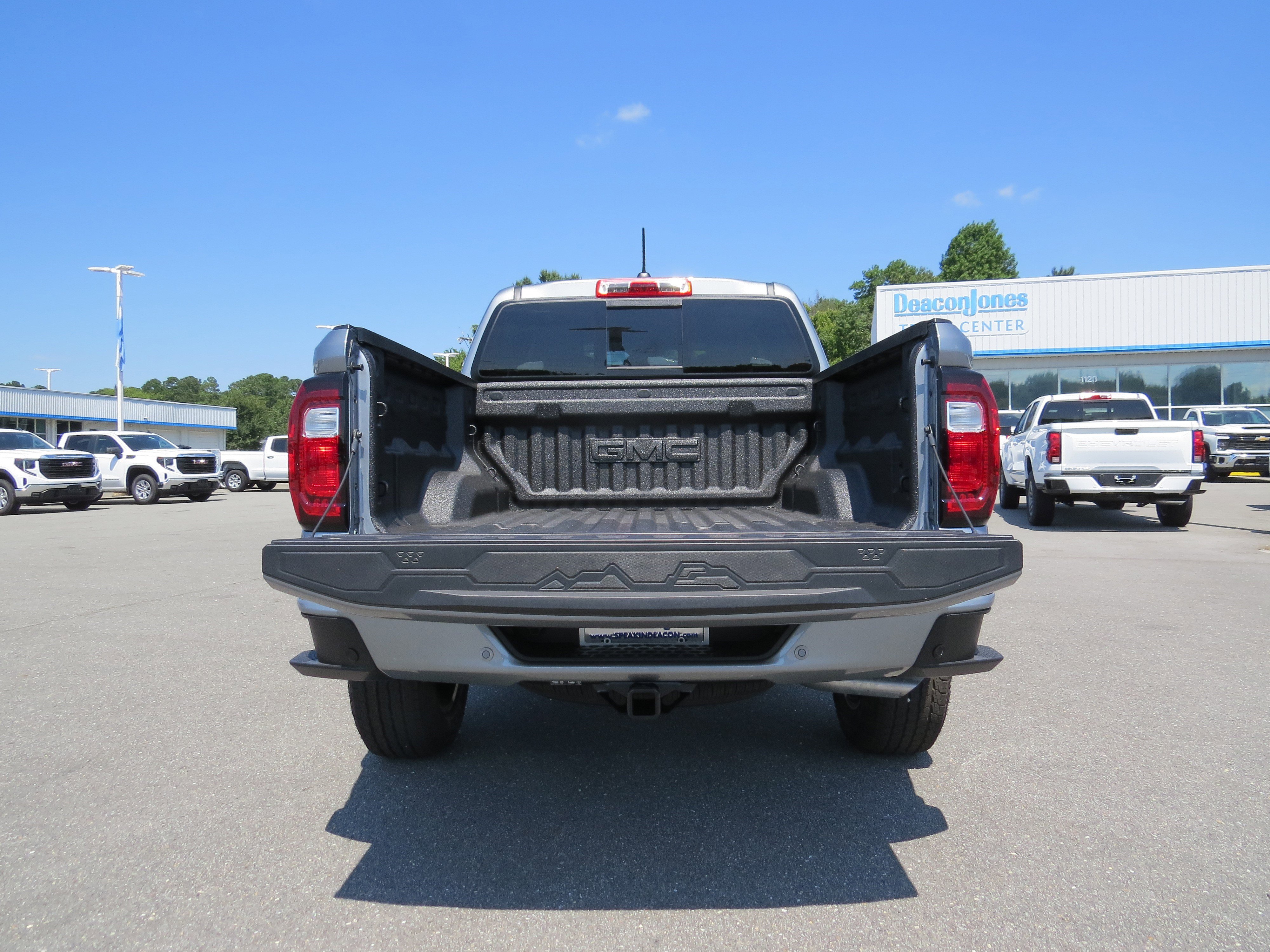 New 2026 GMC Canyon Elevation w/ Convenience Package image 5