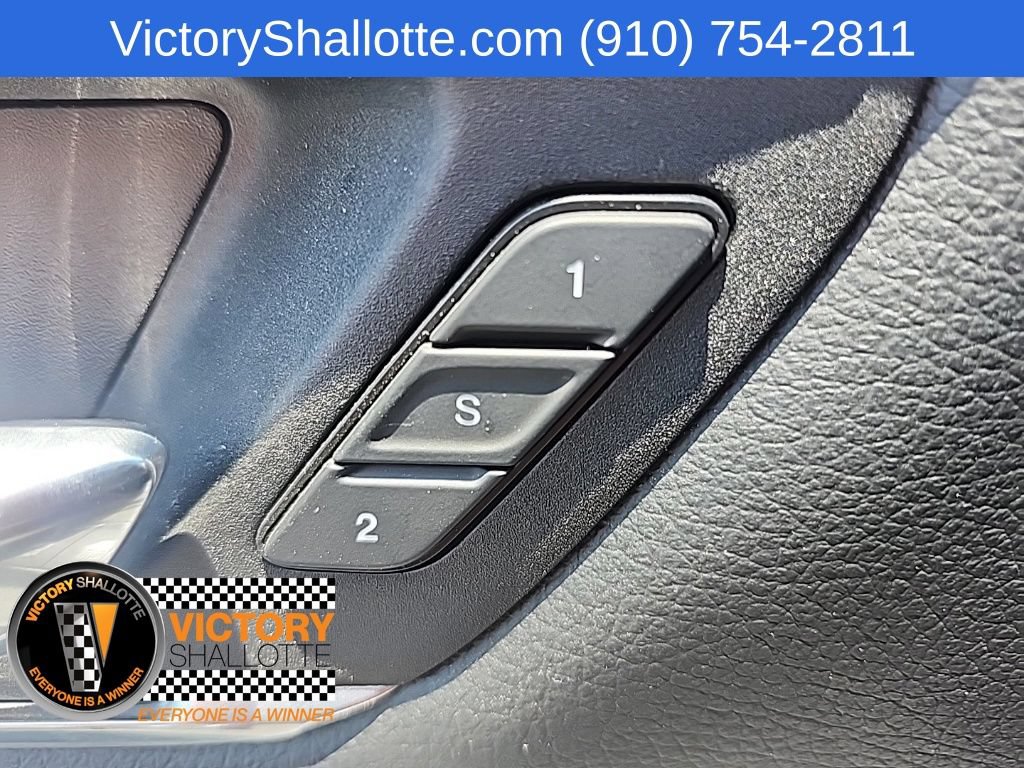 Used 2025 RAM 1500 Laramie AWD/4WD image 23