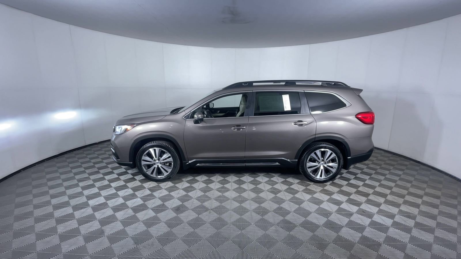 Used 2021 Subaru Ascent Limited w/ Popular Package #2 AWD/4WD image 5