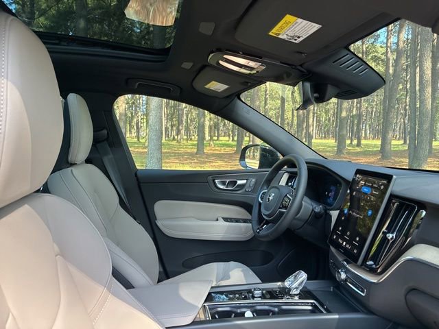 New 2026 Volvo XC60 T8 Plus w/ Protection Package Premier AWD/4WD image 24
