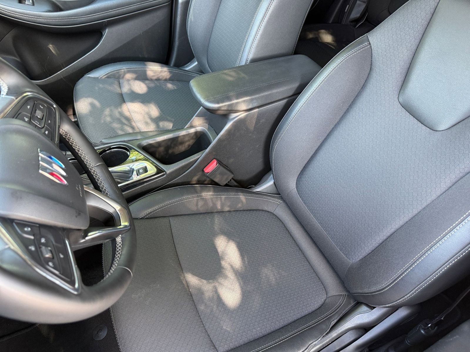 Used 2025 Buick Encore GX Preferred FWD image 36