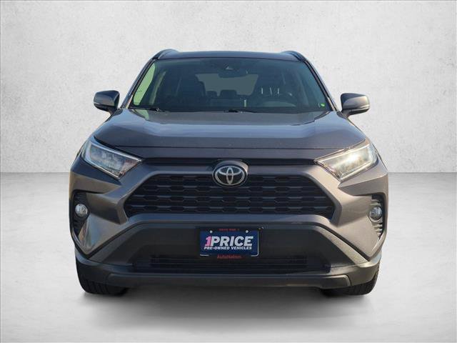 Used 2019 Toyota RAV4 XLE Premium w/ Cold Weather Package AWD/4WD image 2