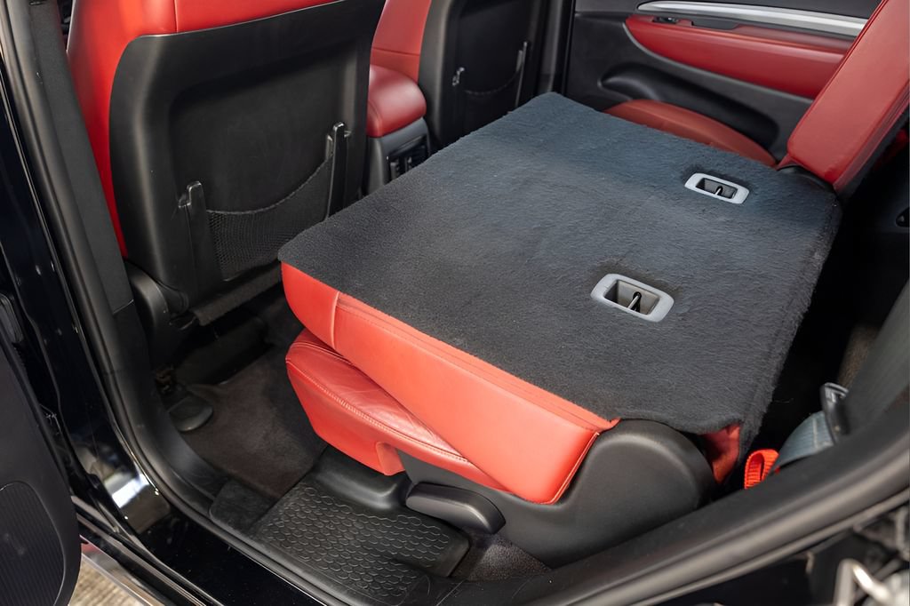 Used 2018 Dodge Durango R/T w/ Blacktop Package AWD/4WD image 62