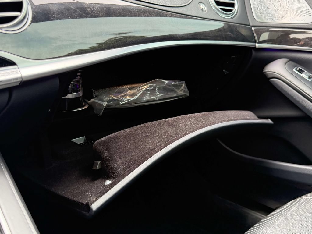Used 2019 Mercedes-Benz S 560 4MATIC Sedan image 46