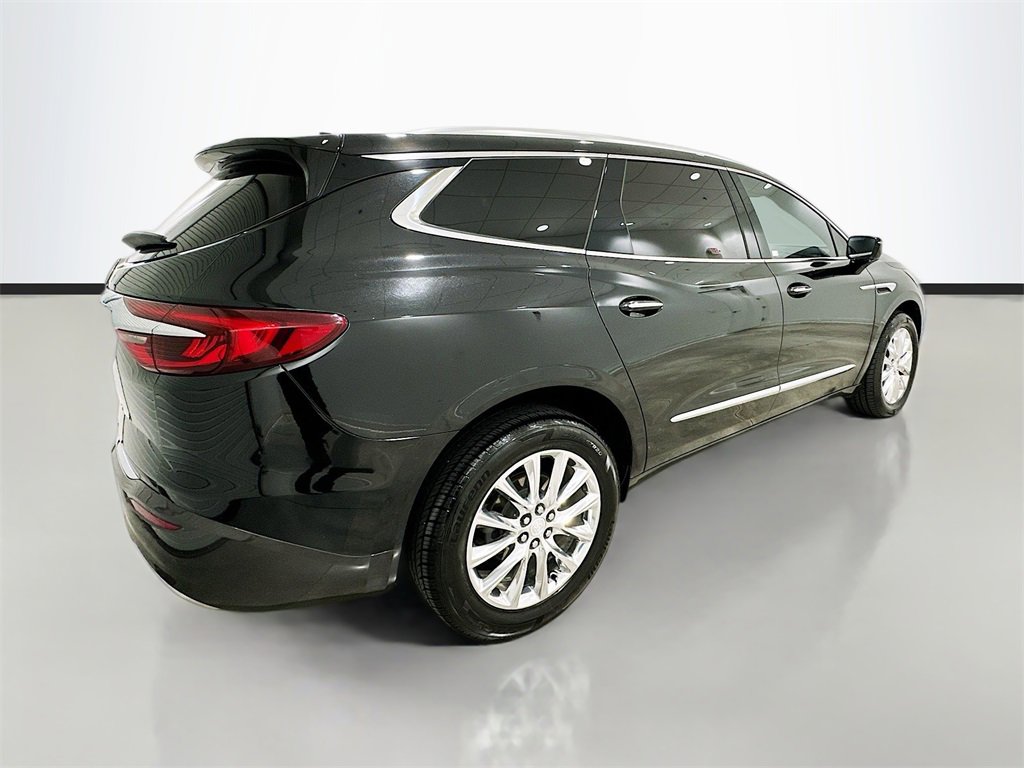 Used 2021 Buick Enclave Premium w/ Sun and Sites Package image 7