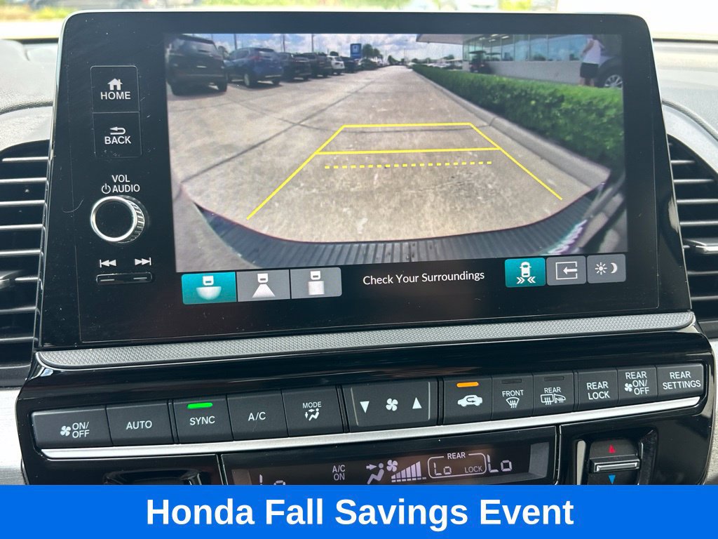 Used 2025 Honda Odyssey Touring image 35