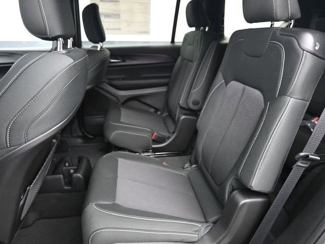 Used 2025 Jeep Grand Cherokee L Laredo w/ MOPAR Finishing Package AWD/4WD image 26