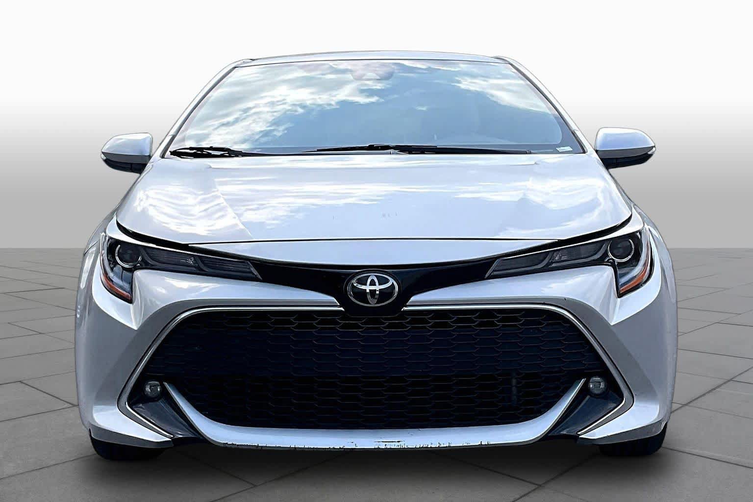 Used 2019 Toyota Corolla XSE FWD image 3