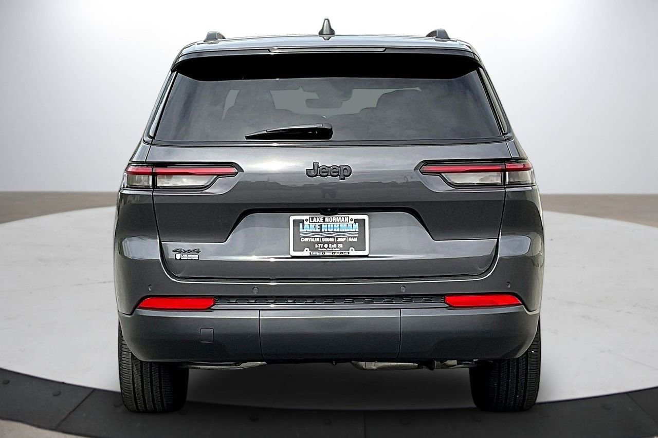 Certified 2025 Jeep Grand Cherokee L Altitude image 8