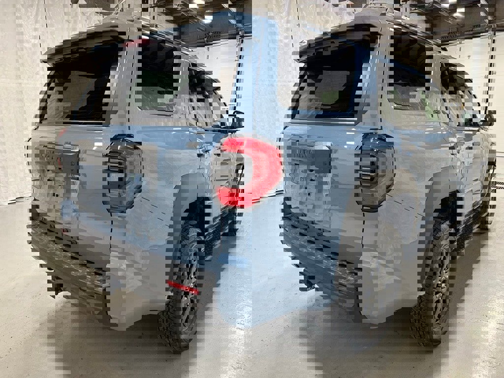 Used 2025 Toyota 4Runner SR5 image 7