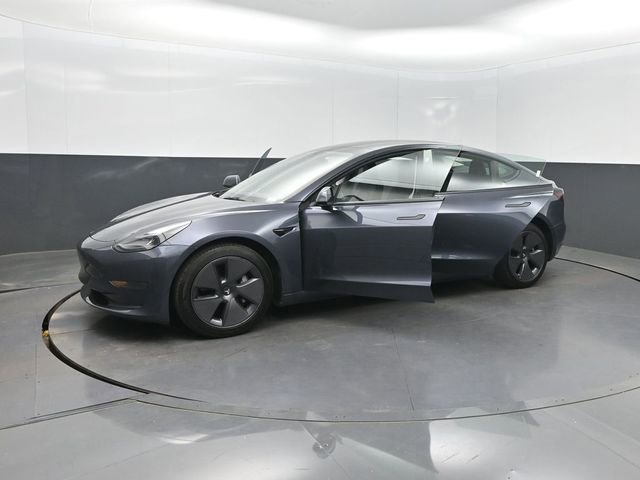 Used 2023 Tesla Model 3 Standard Range RWD image 30