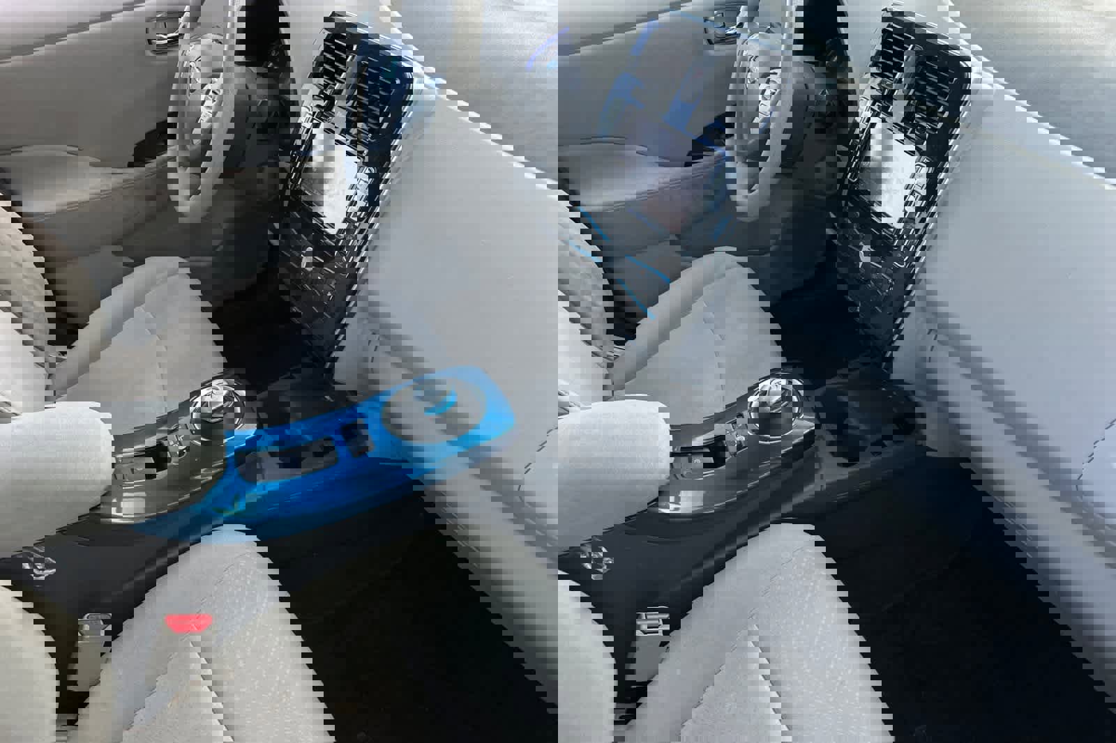 Used 2011 Nissan Leaf w/ Eco Design Pkg image 16