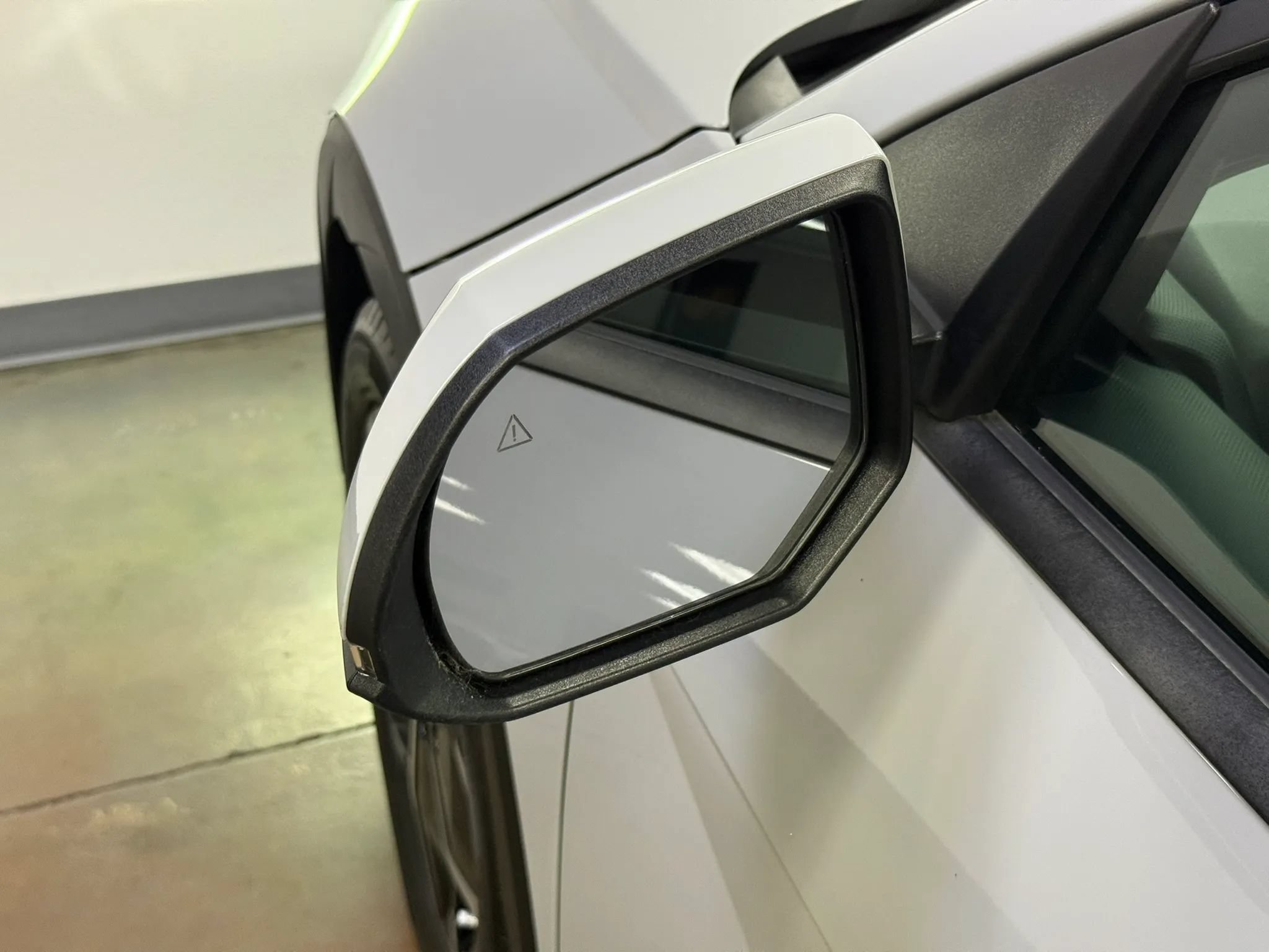 Used 2024 Hyundai Ioniq 5 SE RWD image 9