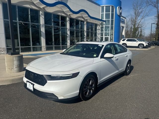 Used 2023 Honda Accord EX image 4