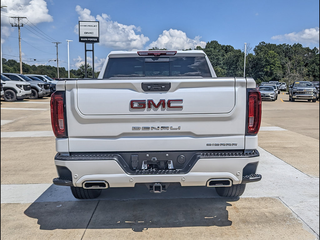 Used 2024 GMC Sierra 1500 Denali AWD/4WD image 9