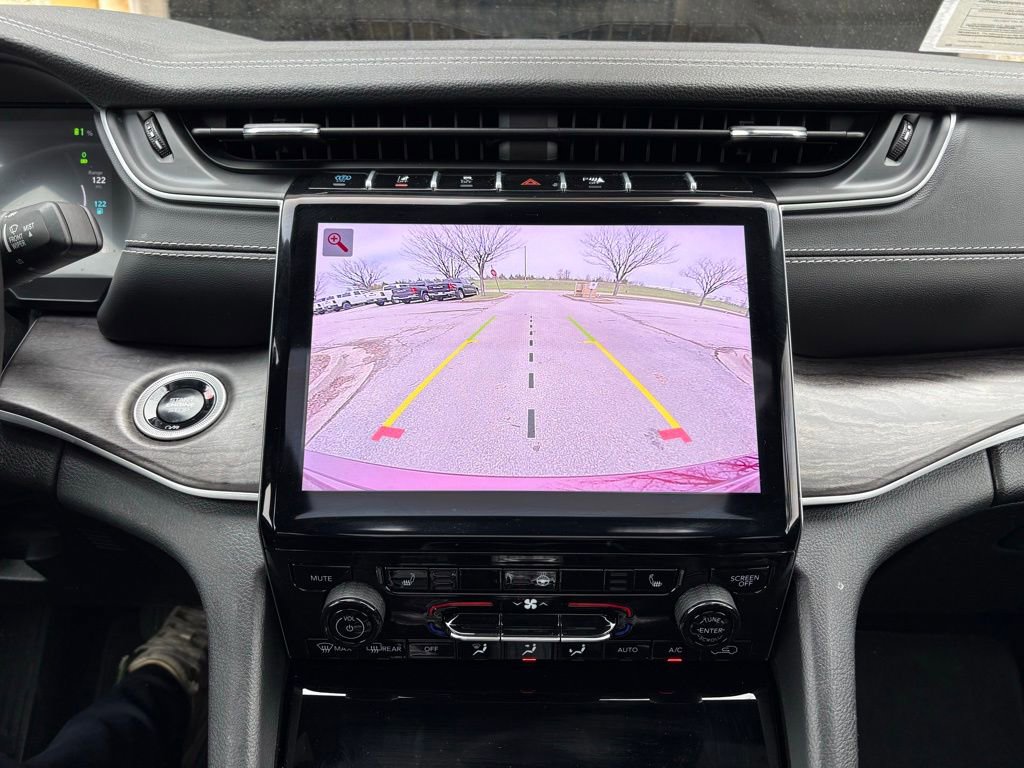 Used 2024 Jeep Grand Cherokee Limited 4xe image 44