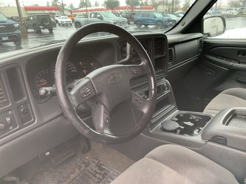 Used 2005 Chevrolet Silverado 1500 LS image 11
