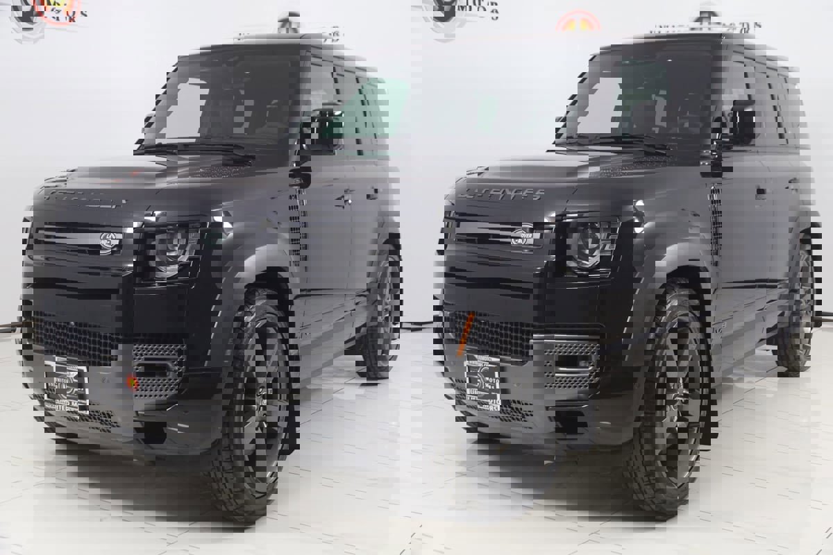 Used 2023 Land Rover Defender 110 V8 image 5