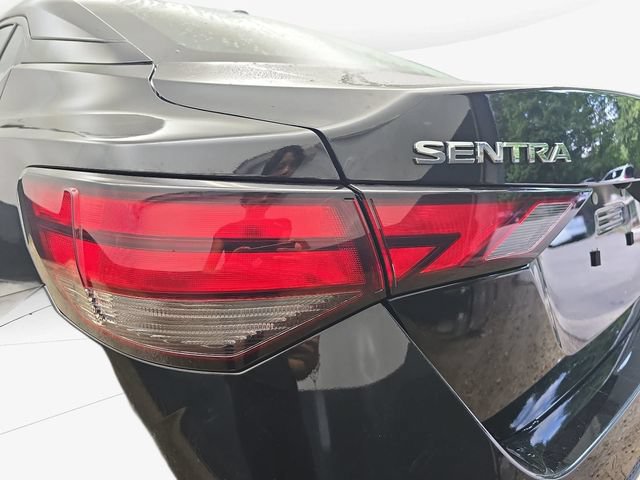Used 2025 Nissan Sentra SV FWD image 35