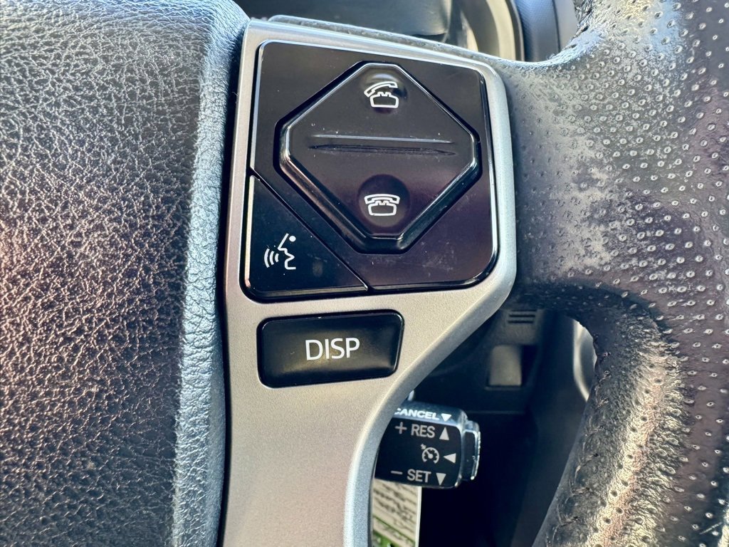 Used 2017 Toyota 4Runner SR5 Premium image 30