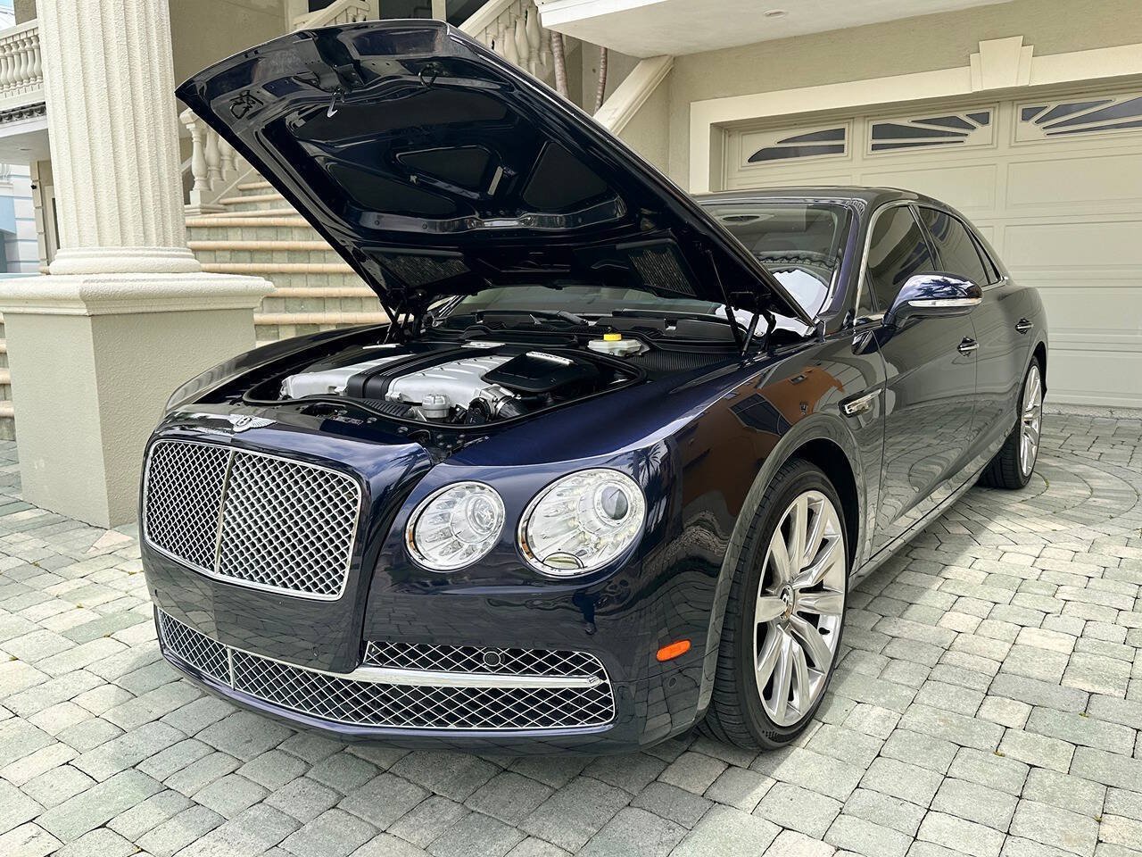 Used 2014 Bentley Flying Spur W12 AWD/4WD image 49