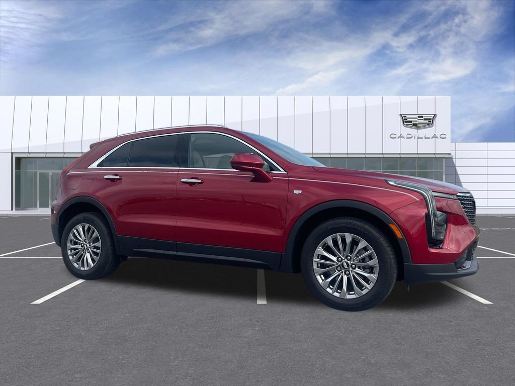 Used 2025 Cadillac XT4 Premium Luxury w/ Technology Package AWD/4WD image 1