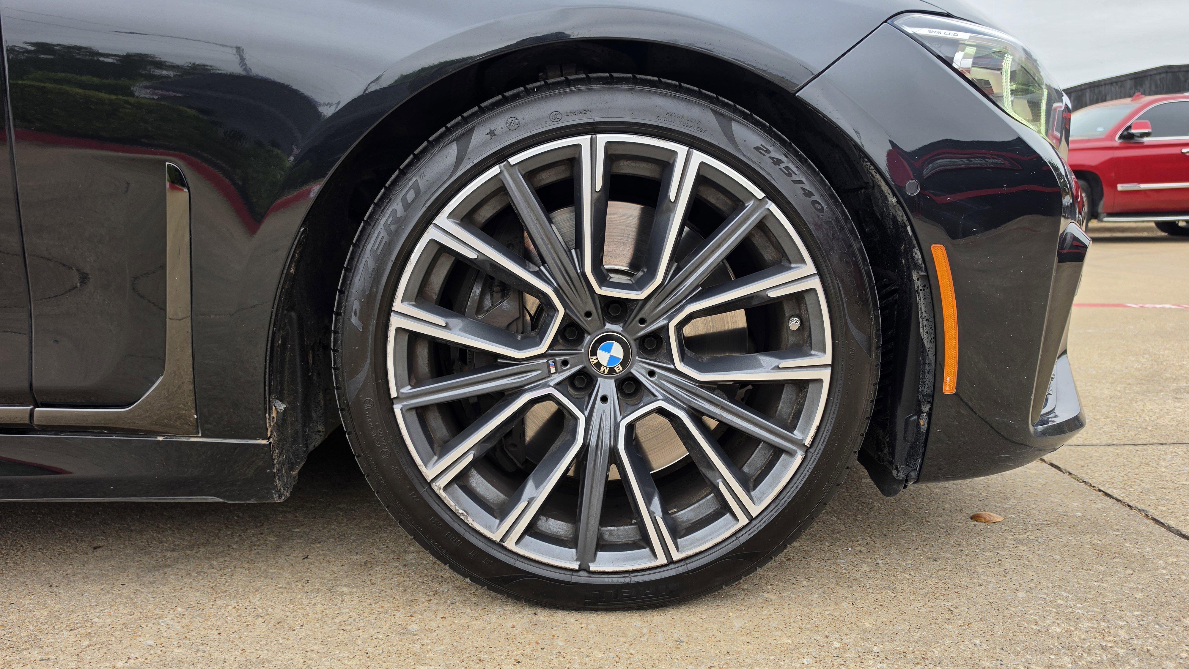 Used 2021 BMW 740i w/ M Sport Package image 18