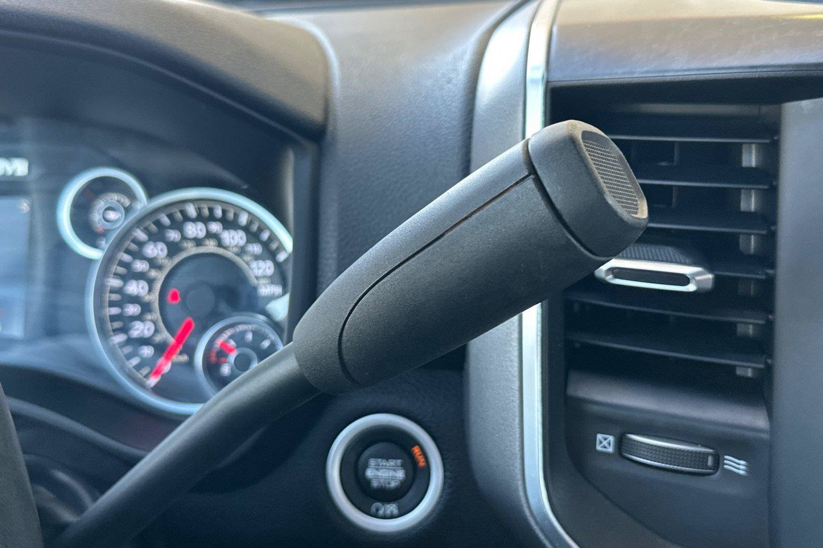 Certified 2024 RAM 2500 Big Horn AWD/4WD image 19