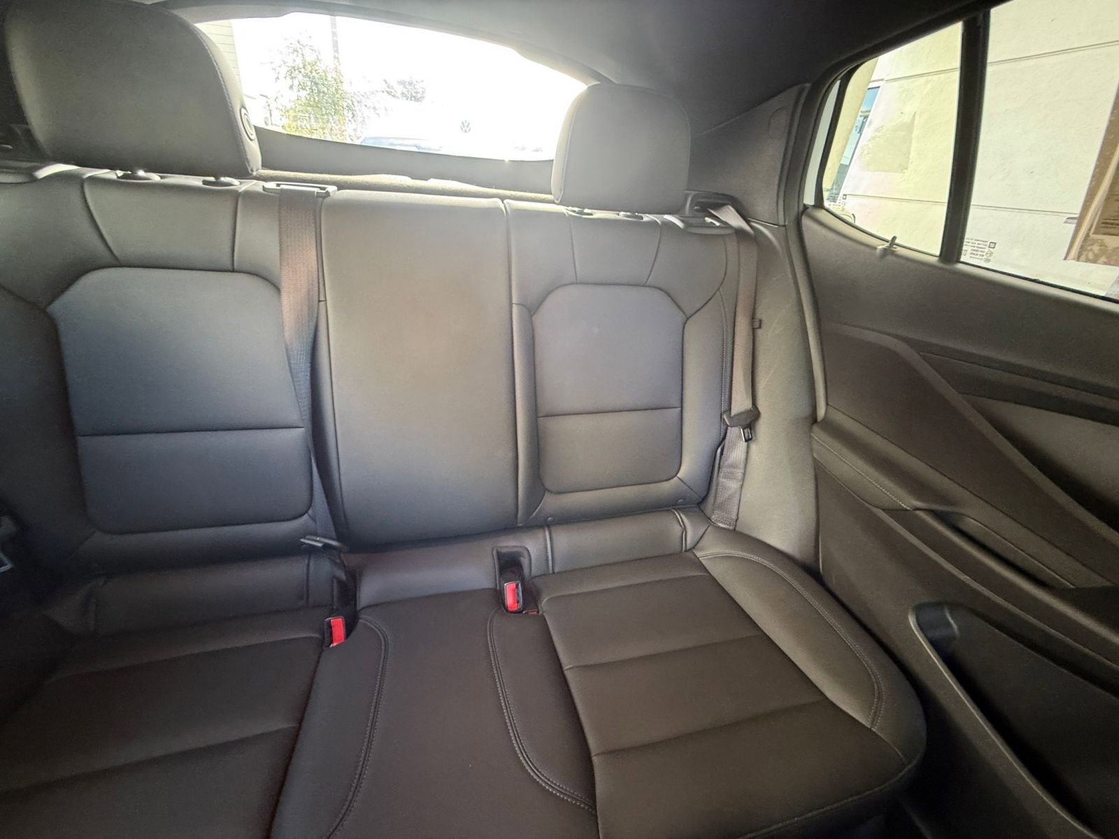 Used 2025 Buick Envista Sport Touring image 37