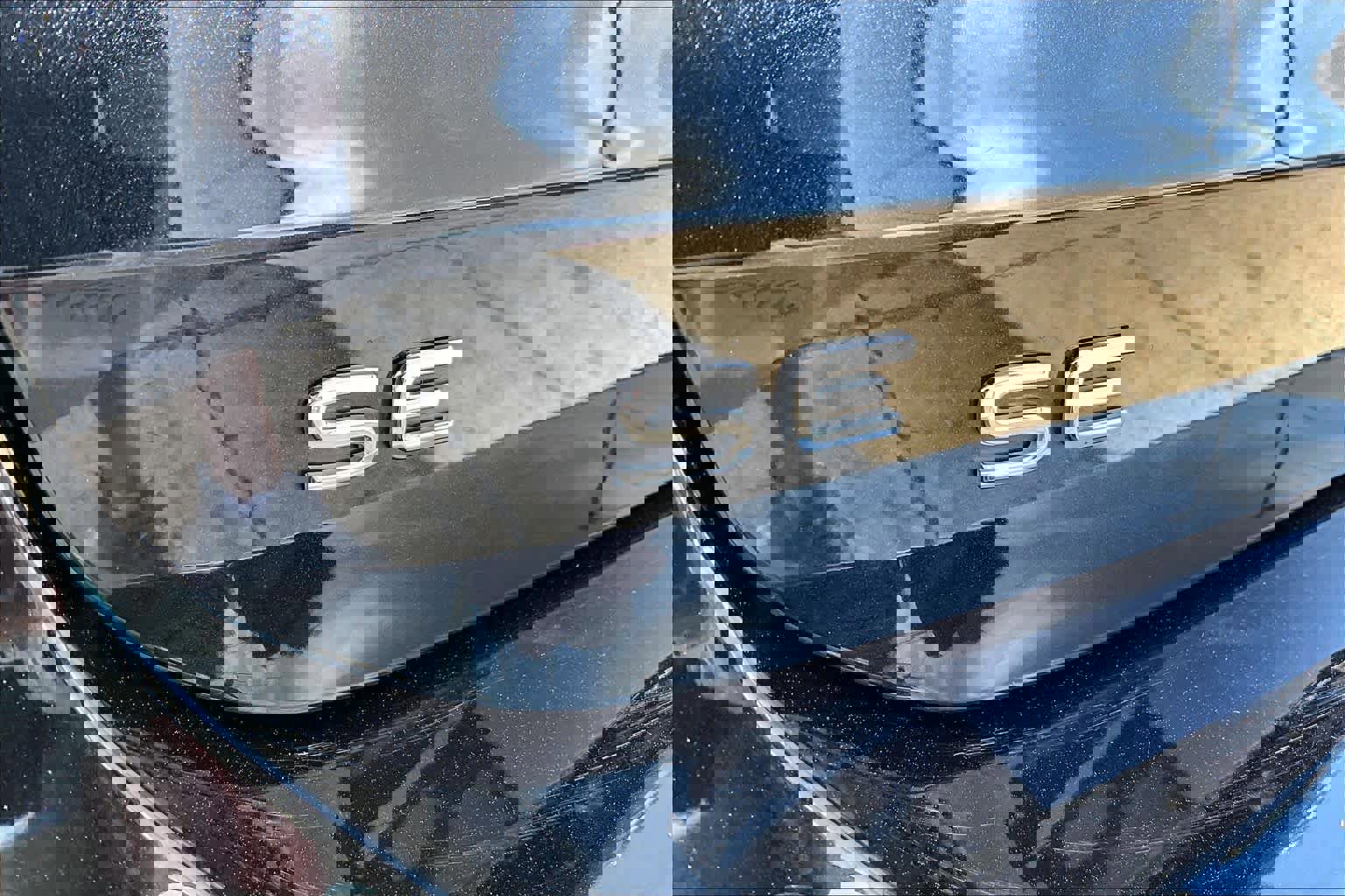 Used 2024 Volkswagen Taos SE image 10