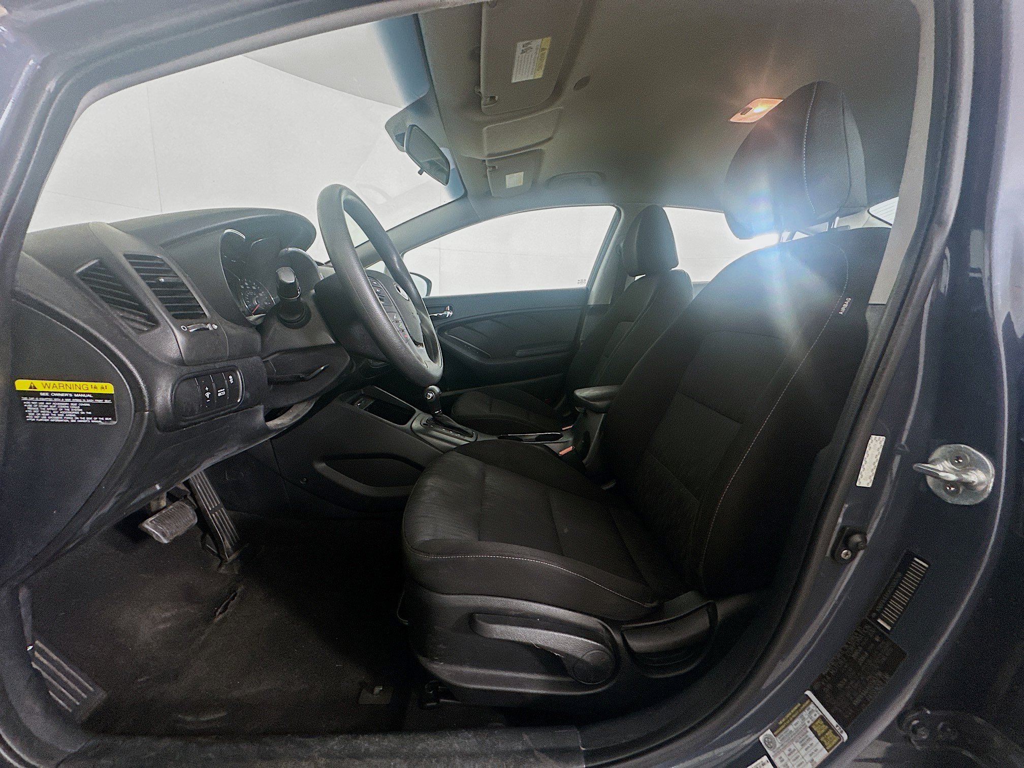 Used 2016 Kia Forte LX FWD image 13