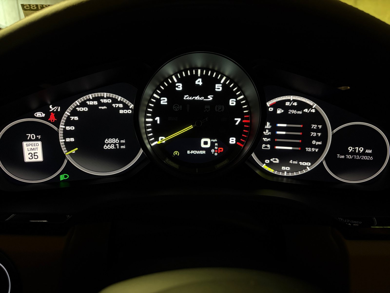 Certified 2023 Porsche Cayenne Turbo S AWD/4WD image 6