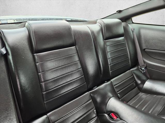 Used 2007 Ford Mustang GT RWD image 15