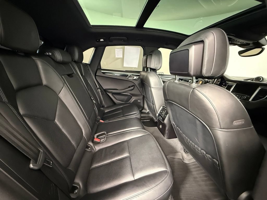 Used 2017 Porsche Macan S AWD/4WD image 18