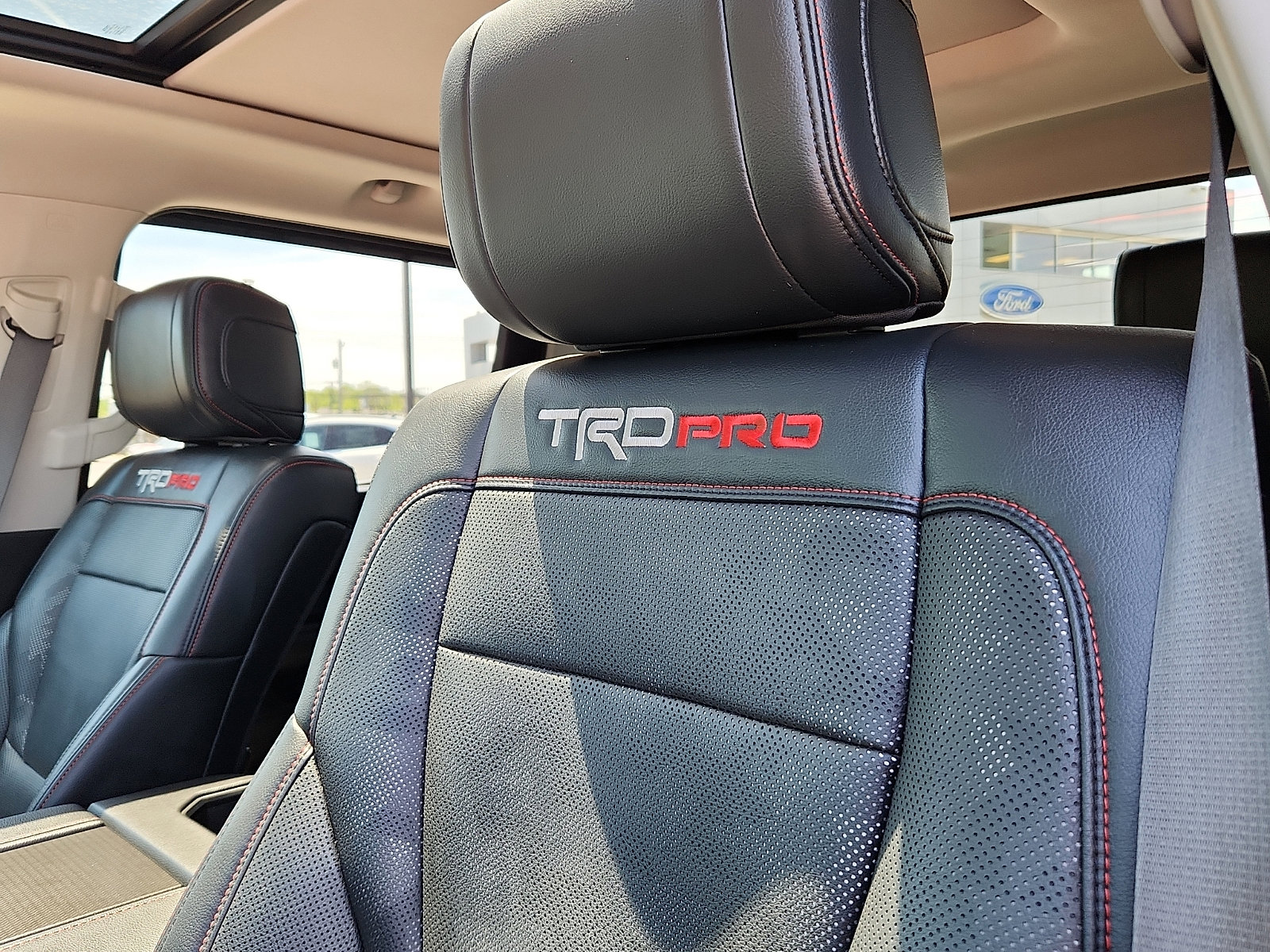 Used 2022 Toyota Tundra TRD Pro AWD/4WD image 15