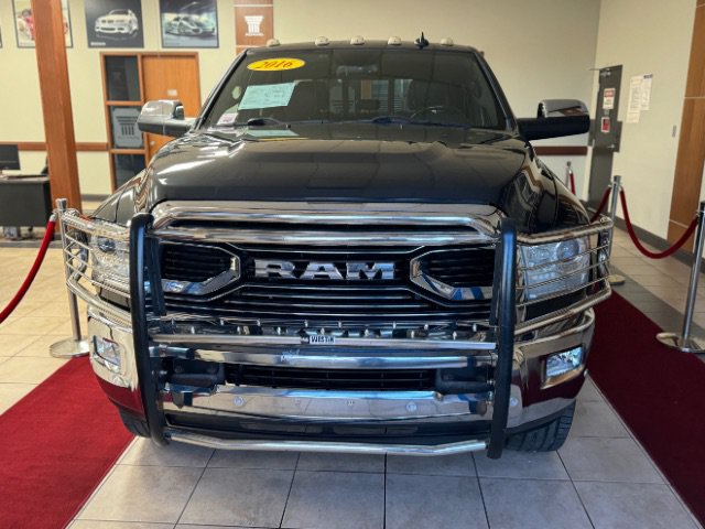 Used 2016 RAM 2500 Limited AWD/4WD image 2