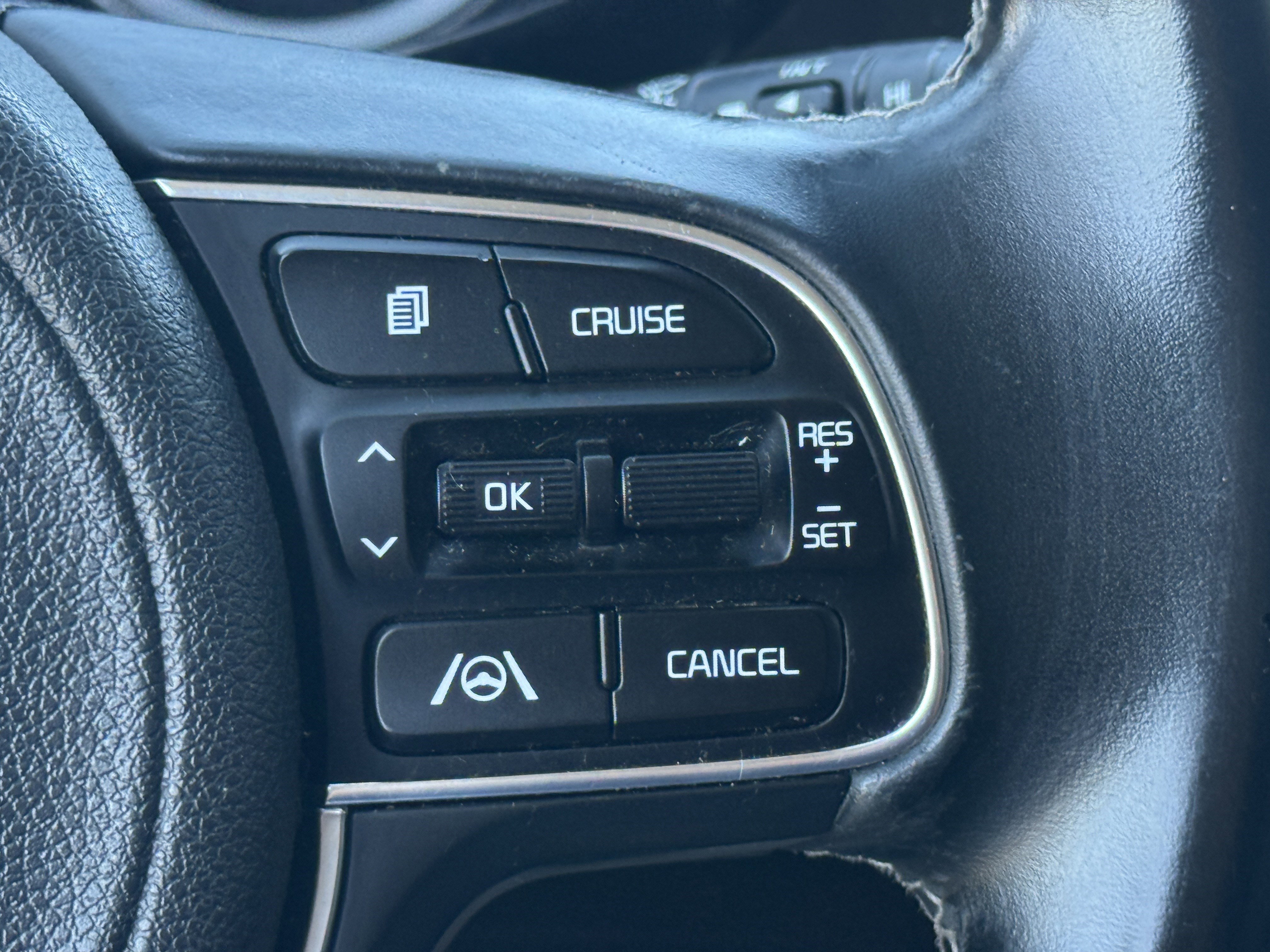 Used 2022 Kia Niro LXS image 19