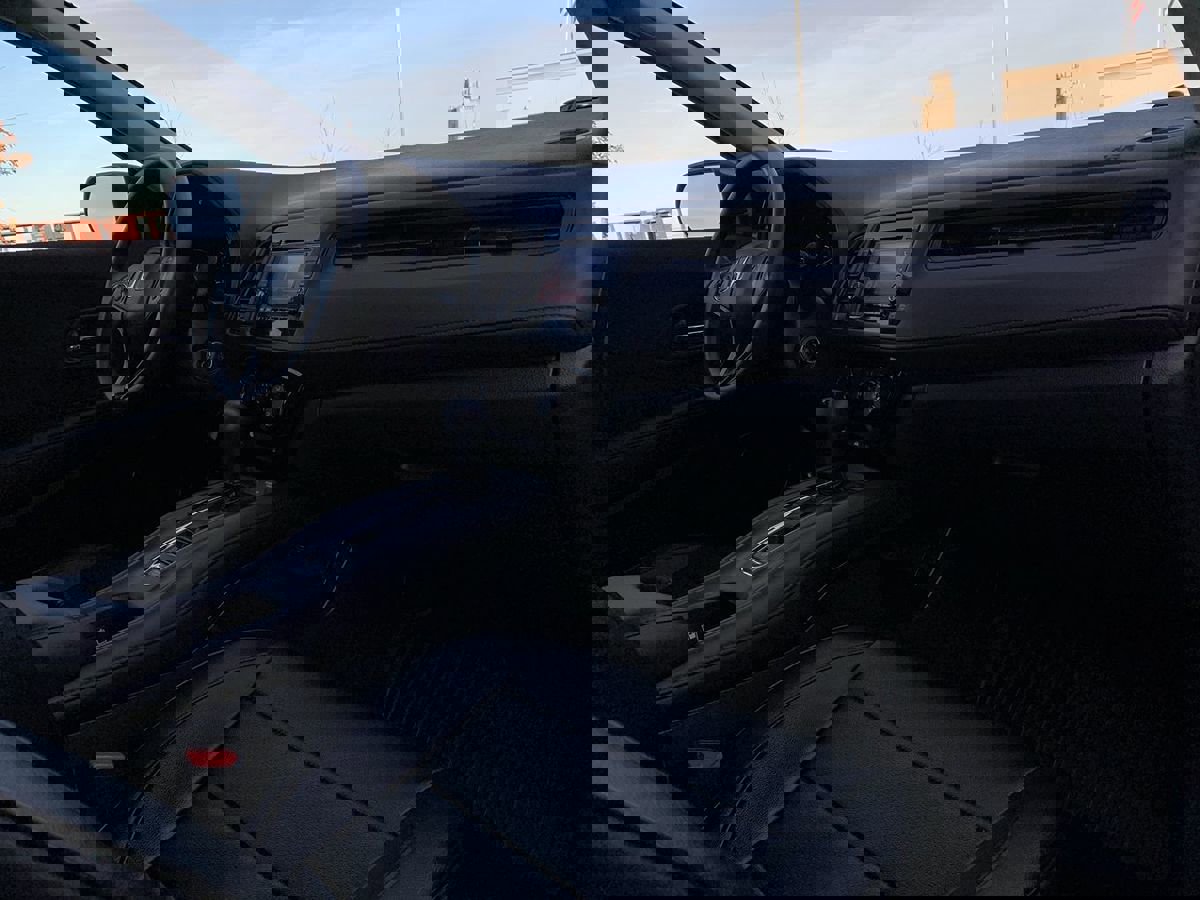 Used 2021 Honda HR-V LX image 27