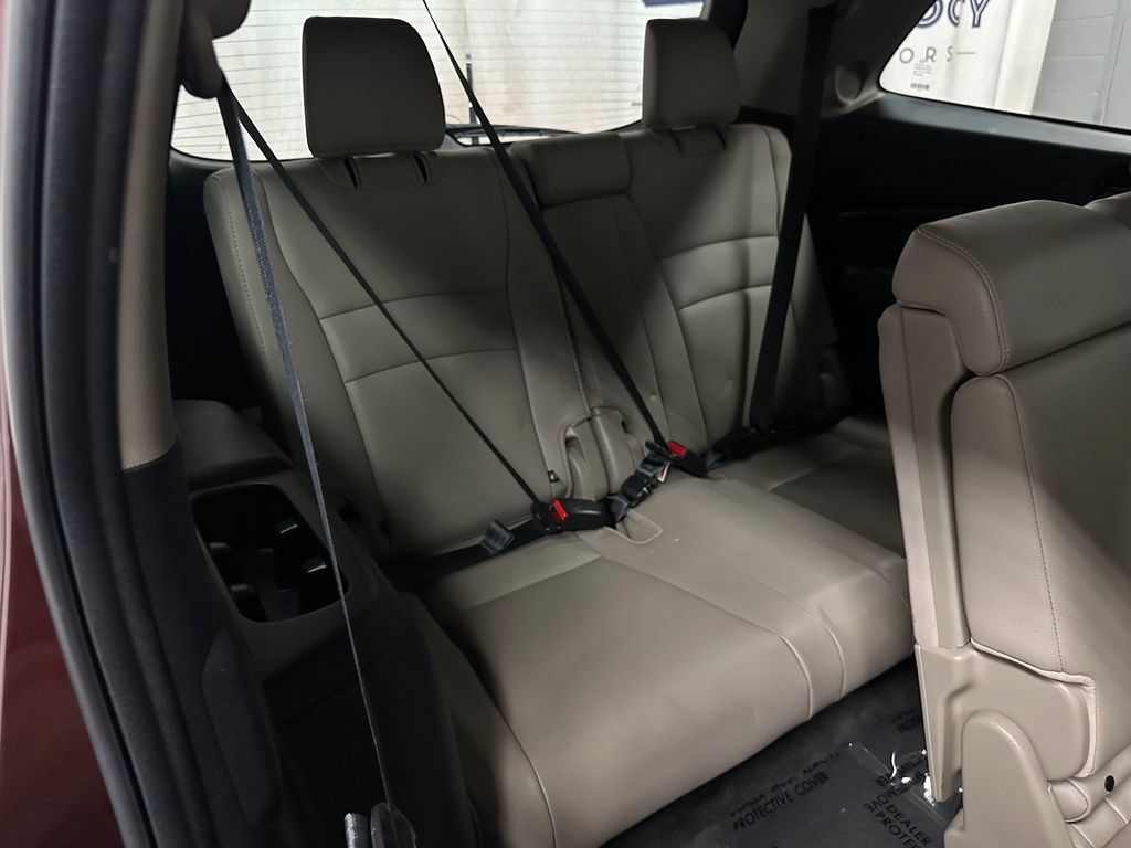 Used 2020 Honda Pilot Touring image 23