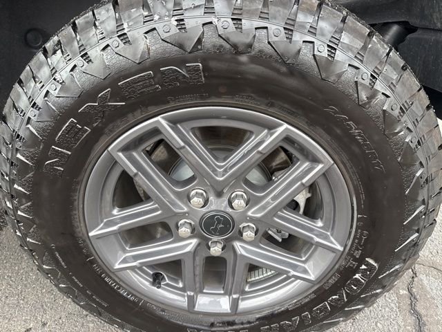 Used 2025 Jeep Wrangler Sport S image 9