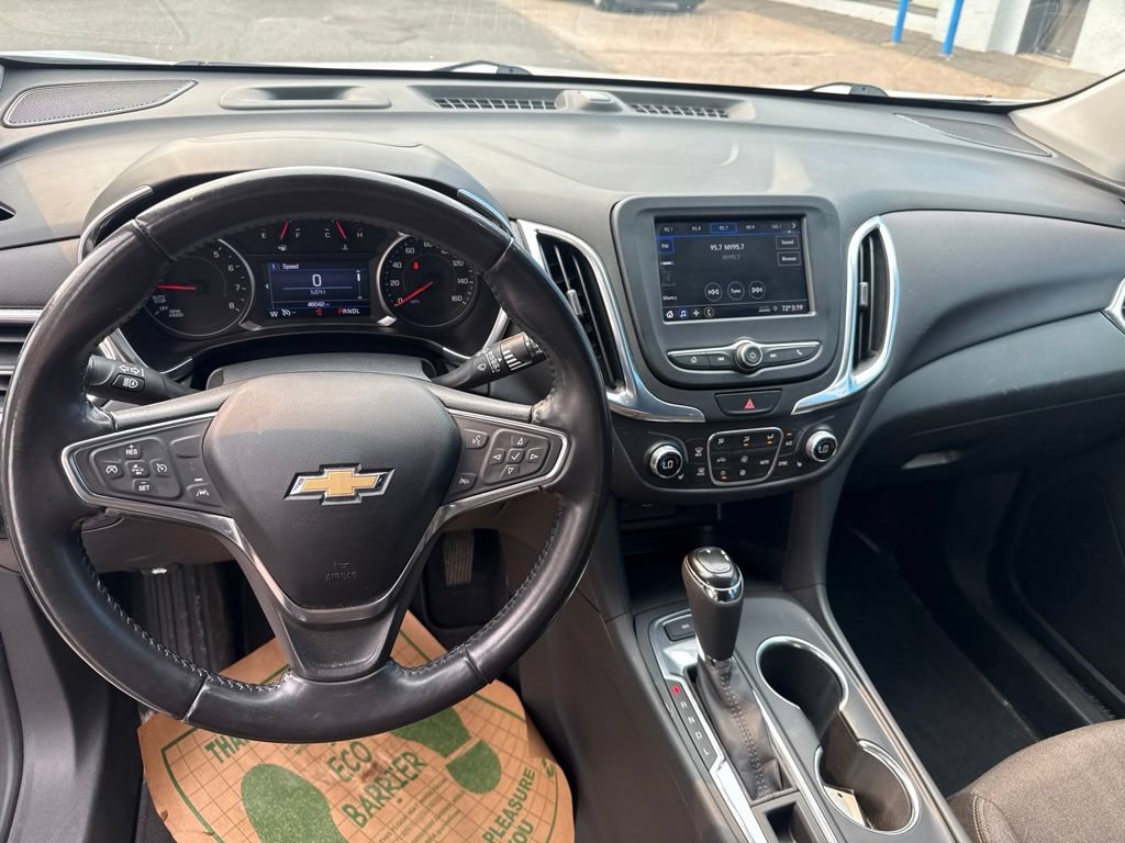 Used 2021 Chevrolet Equinox LT AWD/4WD image 23