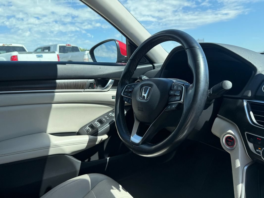 Used 2021 Honda Accord Touring image 17