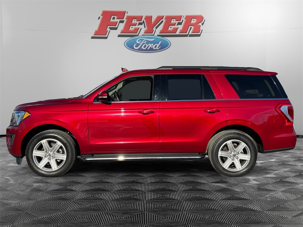 Certified 2019 Ford Expedition XLT w/ Equipment Group 202A image 4