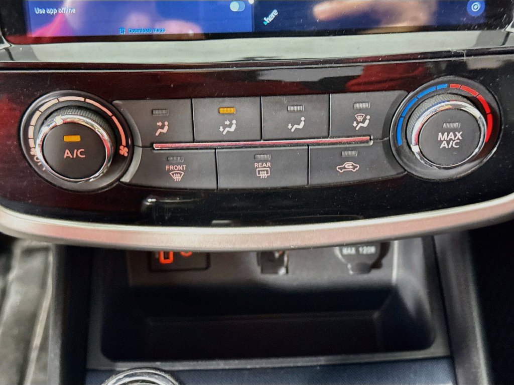 Used 2018 Nissan Altima 2.5 SR w/ Interior Lighting Package FWD image 19