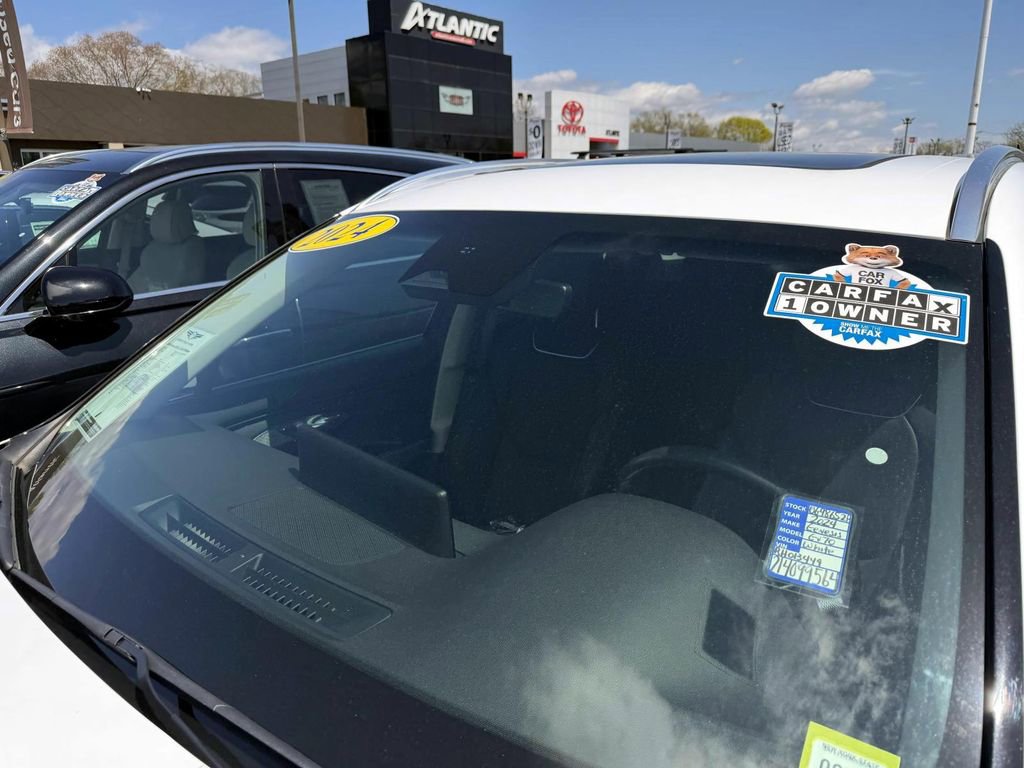 Certified 2024 Genesis GV70 2.5T w/ Select Package image 35